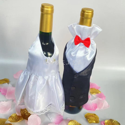 Bride and Groom Wine Bottle Cover Wedding Wine Bottle Decoration Party Reception Banquet Table Center Decorations