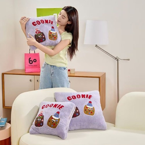 提花抱枕新款曲奇饼干加厚沙发装饰居家二合一毯子抱枕午睡