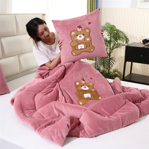 小熊抱枕加厚款牛奶绒抱枕被子两用午睡汽车靠垫多功能二合一秋冬