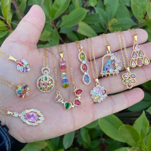 europe and america cross border new copper micro zircon-laid necklace rainbow love clavicle chain fashion leaf pendant n1009