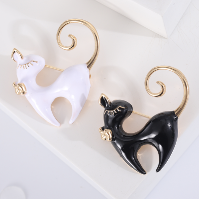 Simple Personality Animal Series Dripping Oil Kitty Brooch Fashion European and American Style Electroplated Gold and Silver All-Match Inlaid Corsage