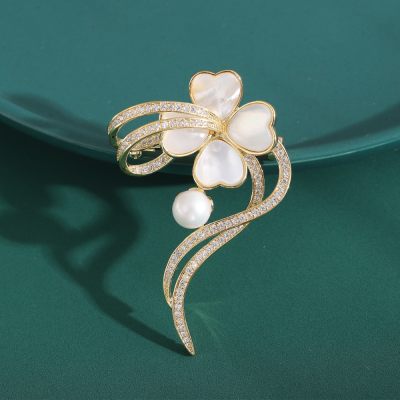 Korean Style Plant Micro Inlaid Zircon Fritillary French Style Design Corsage Elegant Creative Classic Style Clover Brooch
