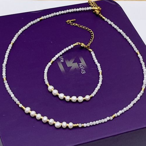 yunyi decorated home moonstone set bracelet necklace freshwater pearl jewelry natural crystal ornament wholesale women