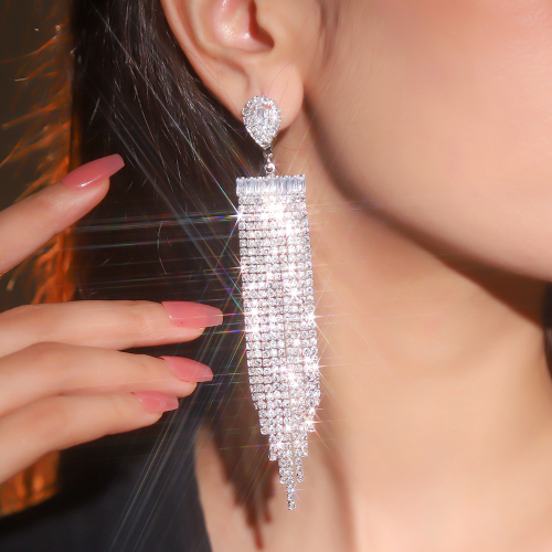 european and american style exaggerated cw chain series alloy diamond rhinestone full diamond earrings women‘s creative retro fashion earrings