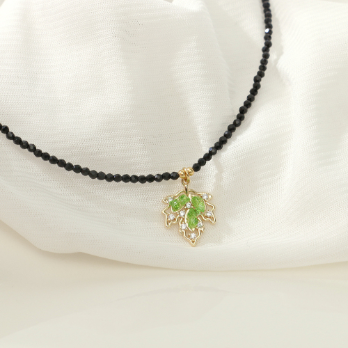 锆石枫叶项链女小众轻奢设计高级感时尚气质锁骨链颈链毛衣链珠链