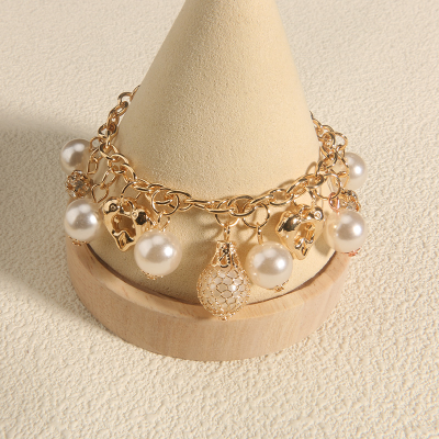 Luxury Gold Plated Artificial Pearl Charms Bracelet Women Jewelry Charm Bracelet