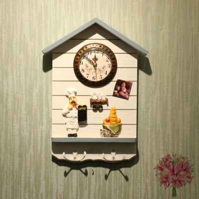 Creative Home Living Room Dining Room Wall Clock Wooden Wall Decoration Hook Retro European American Style Wall Decorations Clock