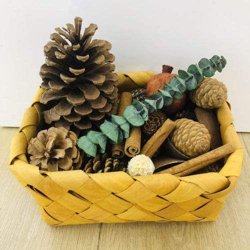 aromatherapy dried flowers， christmas pine cones， natural dried flowers dried fruits