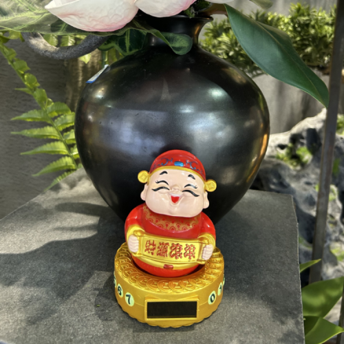 23 new solar energy god of wealth decoration solar car home decoration can be pasted with mobile phone number