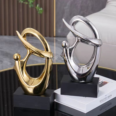 Creative and Slightly Luxury Abstract Electroplating Ceramic Decoration Crafts Wine Cabinet Desk Decoration Decoration
