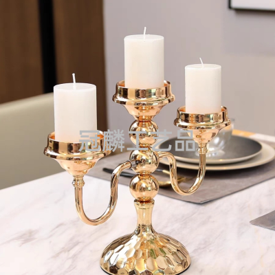 Nordic Style Golden Simple Metal Aromatherapy Three-Head Candlestick Decoration Light Luxury Candlelight Dinner Wedding Shooting Props