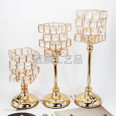 Crystal Cube Candlestick Electroplated Golden Iron Candle Cup Christmas Table Romantic Candlelight Dinner Decorative Wax Ornaments