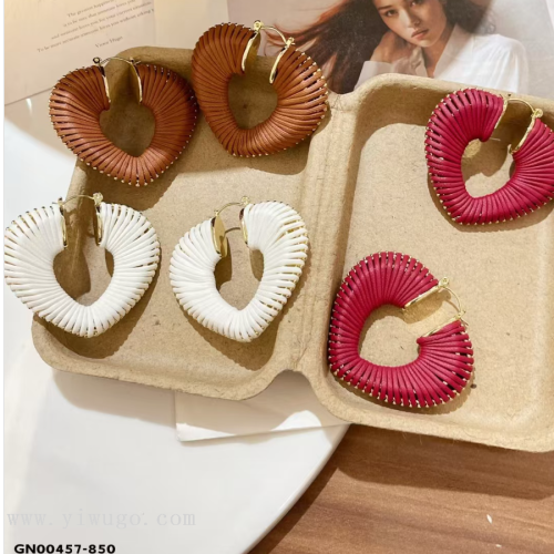 心形皮革绕线工艺