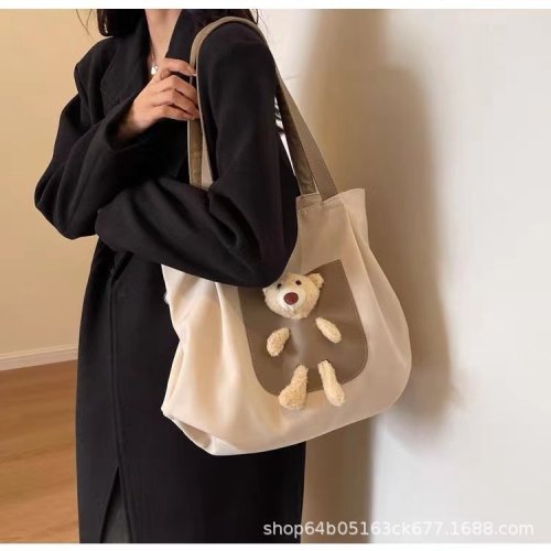 大容量包包女可爱小熊单肩包休闲百搭帆布包大学生上课通勤托特包