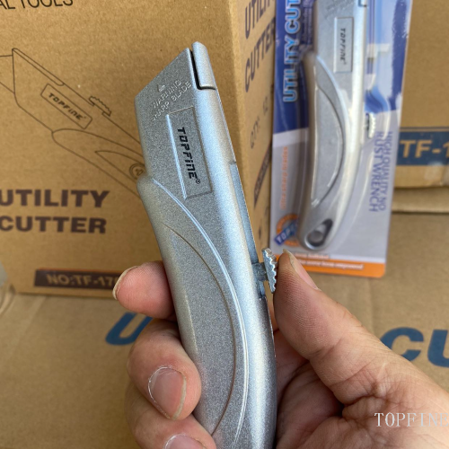 美工刀工具刀加厚黑刃美工刀壁纸刀工业用电工刀大号工业级裁纸刀