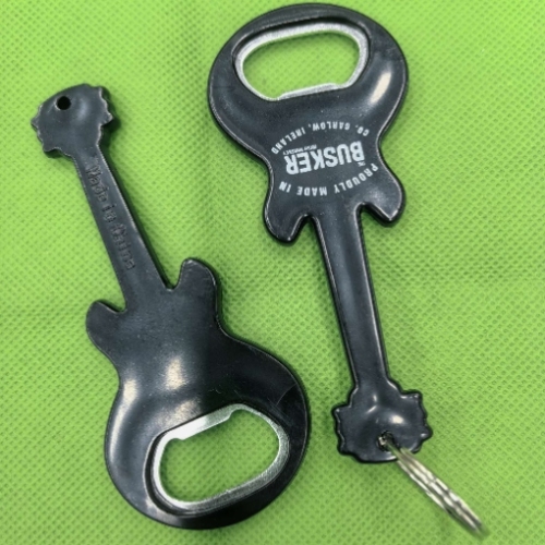 本店面有新型风琴形状开瓶器，有大小号款式型很多，产品漂亮。