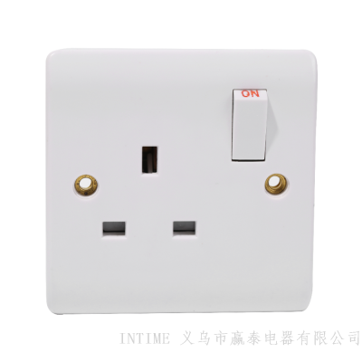 British Socket Three-Hole One-Bit One-Open Socket with Indicator Light Has the Same Series of Other Products