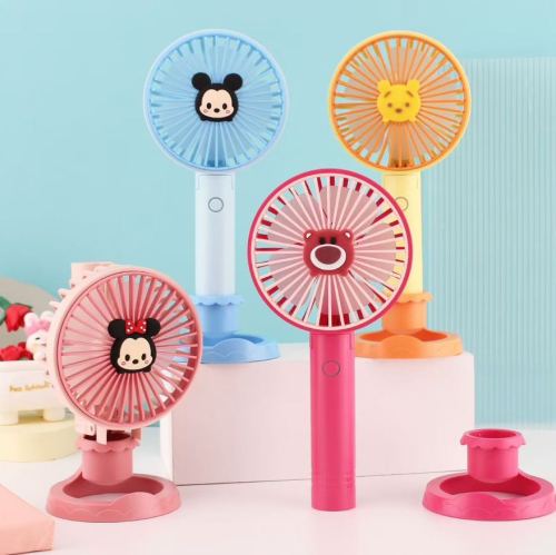 【品牌货号】SQ2188T【产品名称】简约带底座三档充电风扇