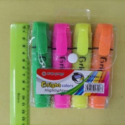700 4 Color Fluorescent Pen Use High Quality Environmental Protection Ink to Write Smoothly Colorful and Bright Price