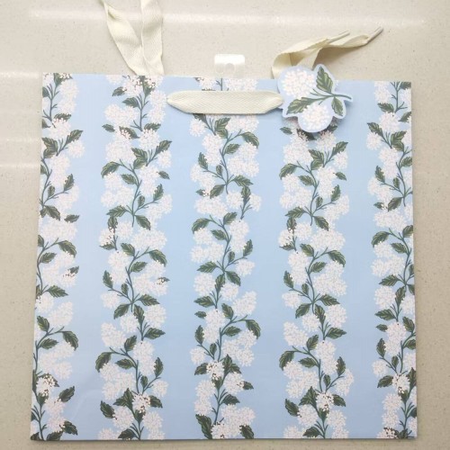 新花图案纸袋礼品袋手提袋优惠