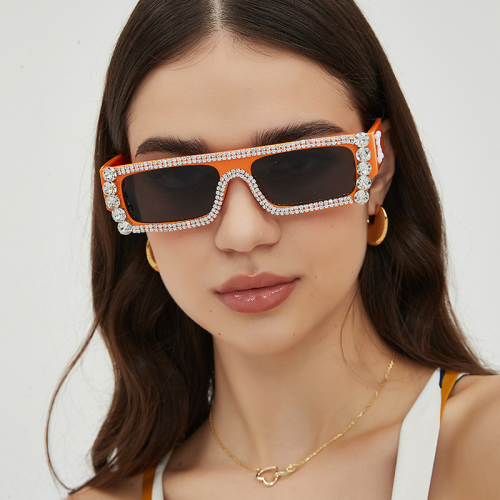 New Fashion Glasses Small Square Box Rectangular Diamond European and American Style Sunglasses Women‘s Sunglasses 5209