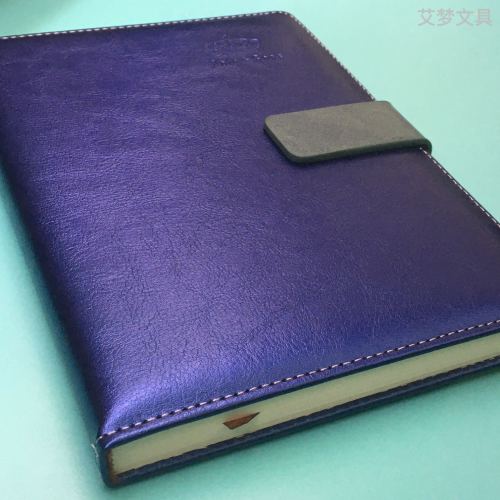 Oil Edge Magnetic Buckle Notebook