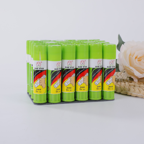 green pvp solid glue large high viscosity office glue stick children‘s handmade glue factory supply wholesale