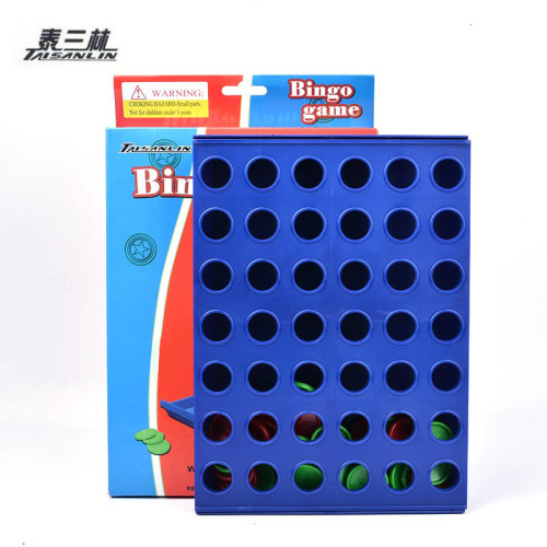 荐 立体垂直塑料四连棋 桌面游戏儿童智力玩具桌游 现货批发