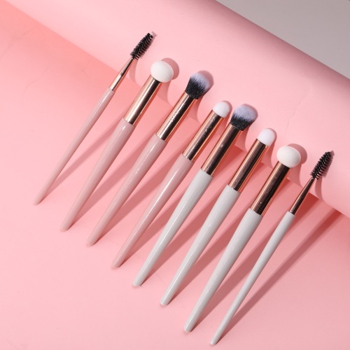 新品化妆刷4支套装便携柔软刷毛眼影刷面部细节修容刷美妆工具