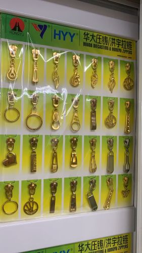 华大压铸洪宇拉链厂家直销5#尼龙/树脂/金属有保服装拉头1