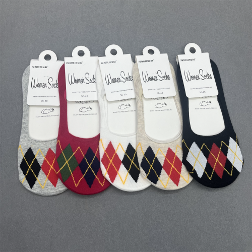 socks female spring and summer wholesale breathable diamond-shaped multi-color women‘s invisible socks cotton silicone non-slip boat socks