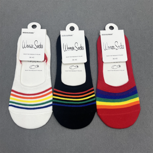Spring and Summer Socks Women‘s Cotton Invisible Socks Rainbow Striped Women‘s Socks Non-Slip Ankle Socks Silicone Non-Slip Casual Socks