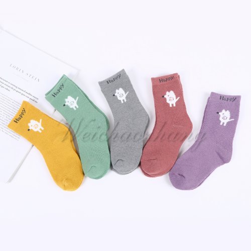 Happy Words Fresh Plain Children‘s Mid-Calf Socks Primary School Students Personality Versatile Sports Socks Various Colors
