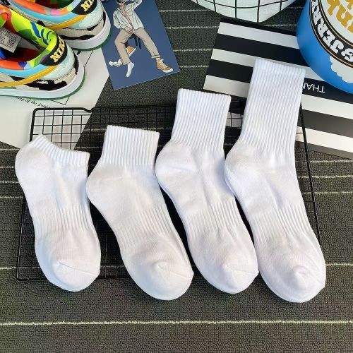 autumn and winter thigh high socks children good-looking men‘s mid-calf length and knee high socks black and white women‘s socks zhuji socks wholesale