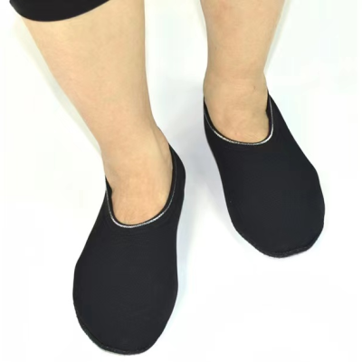 Popular Adult Men and Women Non-Slip Floor Socks Parent-Child Early Education Fleece Lined Socks Indoor Worship Floor Socks Factory Direct Sales