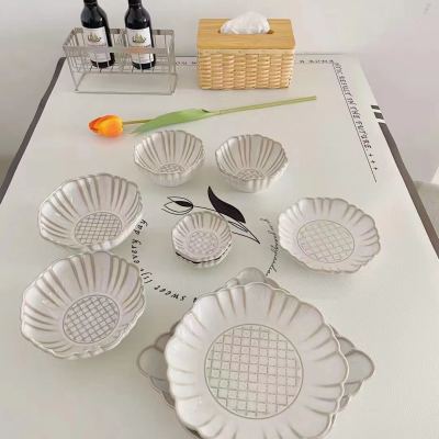 New Nordic Style Ceramic Tableware Tray Plate and Bowl Dish Breakfast Plate Fruit Salad Plate and Bowl Fish Dish