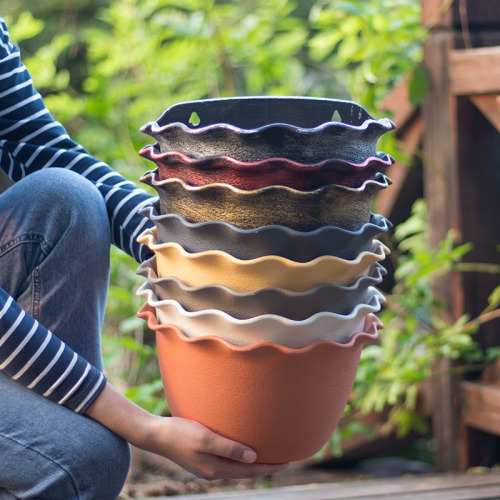 Retro Wall-Mounted Flower Pot Thickened Plastic Green Radish Succulent Chlorophytum Pot Creative Wall Hanging Basket Pot Semicircle Hanging Flower Pot