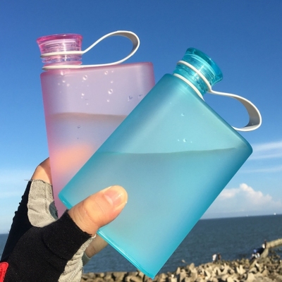 J129-XC-419 Outdoor Sports Cup Paper Paper Portable Cup Korean Creative Student Square Plastic Kettle