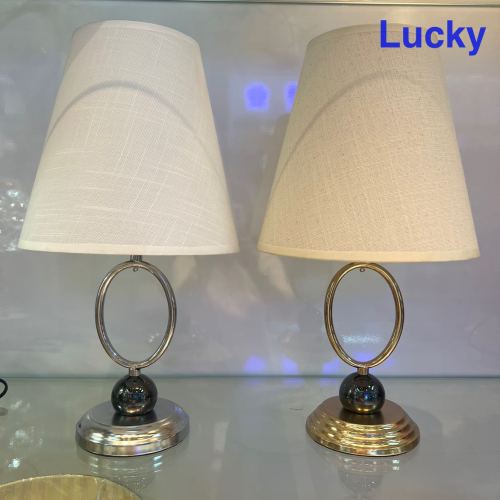 新款家居装饰台灯