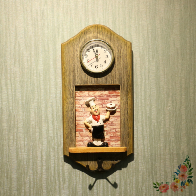 Retro European American Style Wall Decorations Clock Creative Home Living Room Dining Room Wall Clock Wooden Wall Decoration Hook