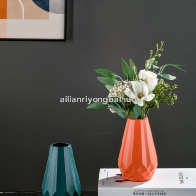 Plastic Macaron Color Diamond Type Cute Elegant Living Room Racket Small Vase Color Mixed Color