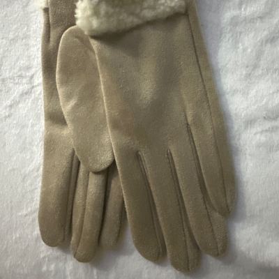 Women's Fashionable Warm Suede Gloves