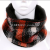 In autumn and winter, men and women wear a scarf with a scarf, neck and neck.