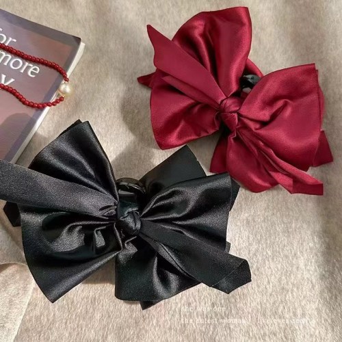 设计感超仙缎面亚克力抓夹复古时尚法式轻奢马尾夹鲨鱼夹发夹发卡