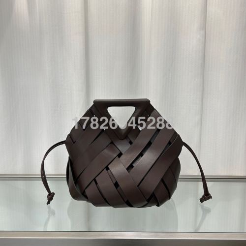 hollow-out vegetable basket women‘s bag special-interest design elegant high-end fashion inverted triangle woven tote