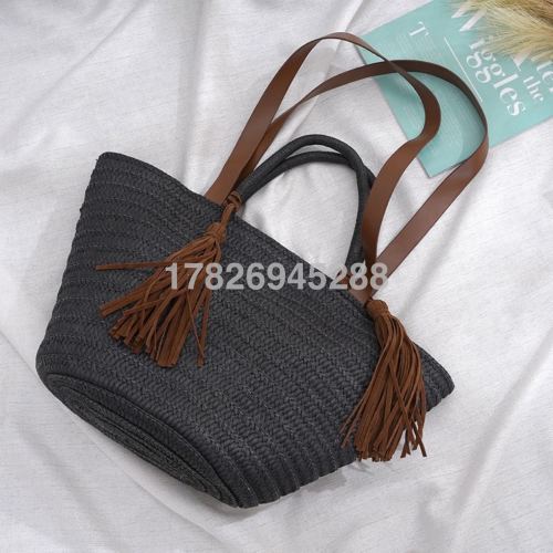large capacity tassel solid color woven shoulder bag women‘s new portable straw tote bag