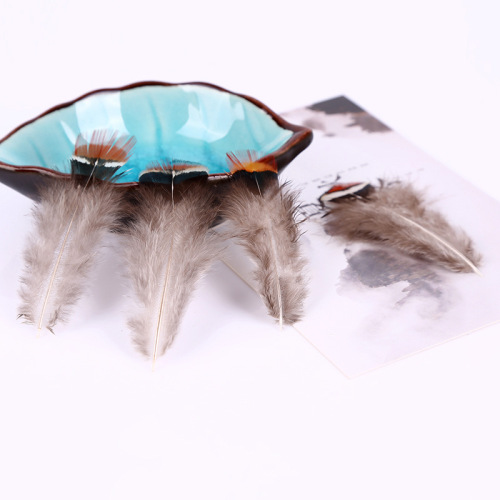 DIY装饰红头小羽毛 天然鸡毛优质染色手工羽毛 厂家批发销售