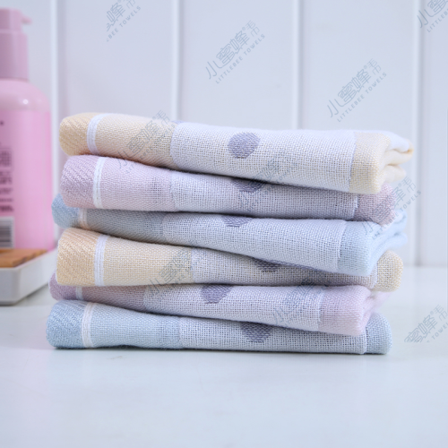 Bamboo Fiber Gauze Towel Cartoon Pattern Towel Super Bee Towel Item No： 111