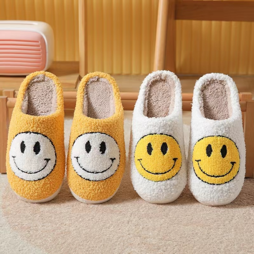 800 Smiley Face Cotton Slippers