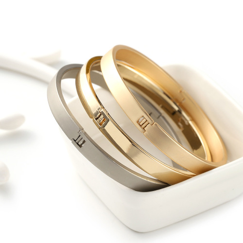 批发2023年金属圆环豆瓣同款日历环台历环扁圈配件手镯365日历